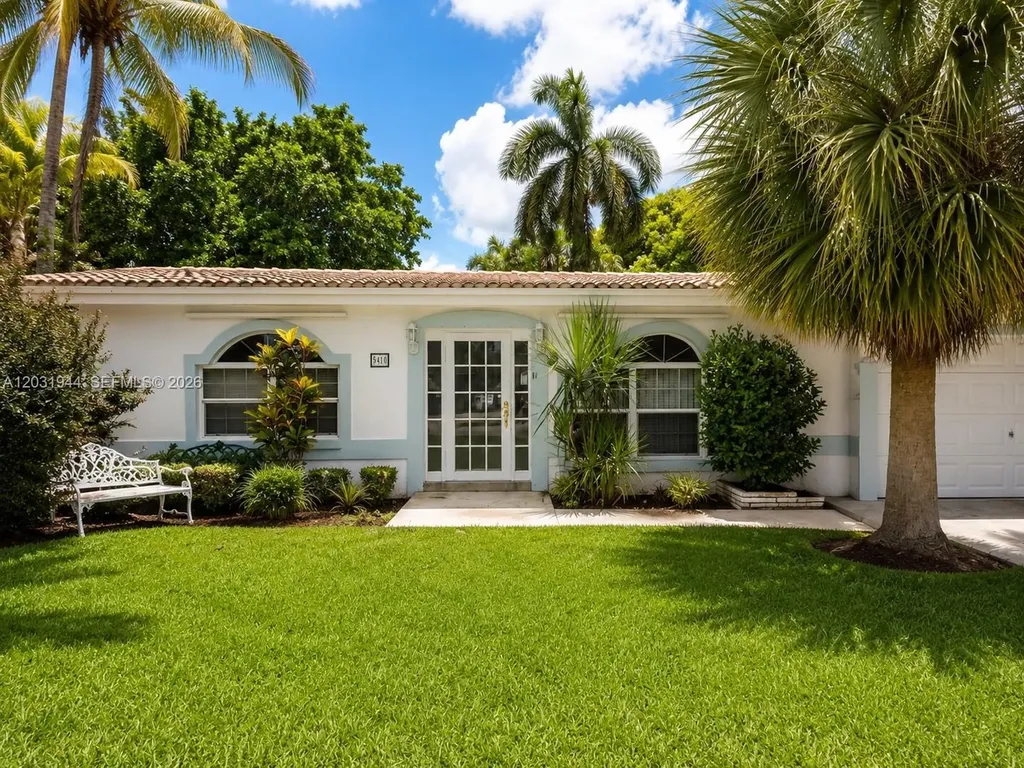 800 NE 2nd Court Hallandale Beach FL 33009