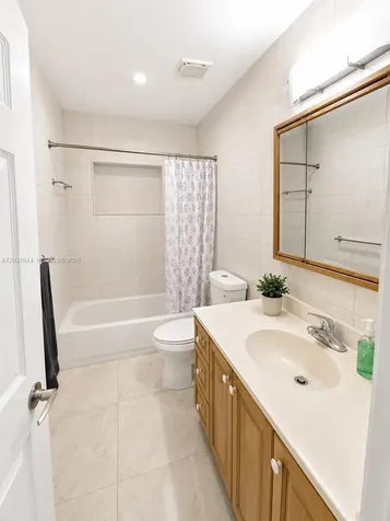 800 NE 2nd Court Hallandale Beach FL 33009