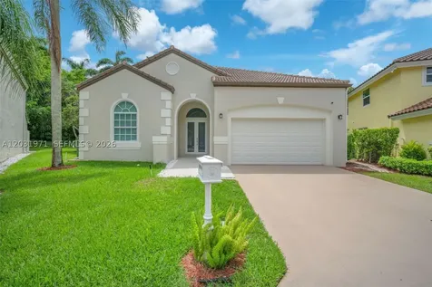 2163 Bay Court Weston FL 33326
