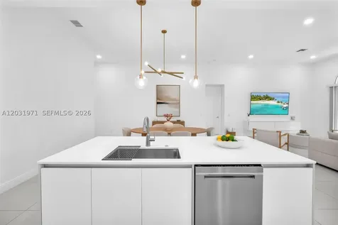 2163 Bay Court Weston FL 33326