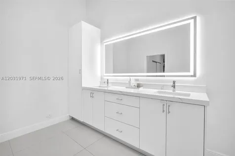 2163 Bay Court Weston FL 33326