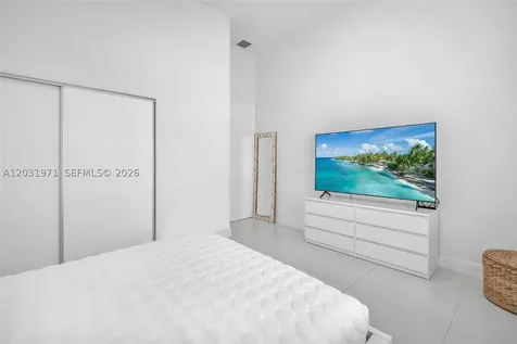 2163 Bay Court Weston FL 33326