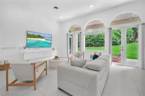 2163 Bay Court Weston FL 33326