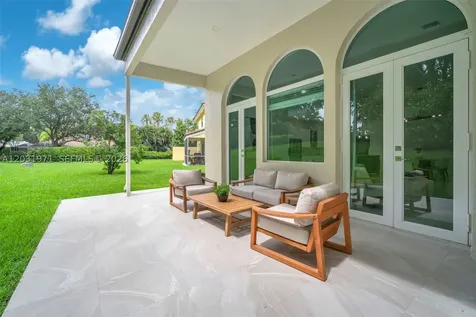 2163 Bay Court Weston FL 33326