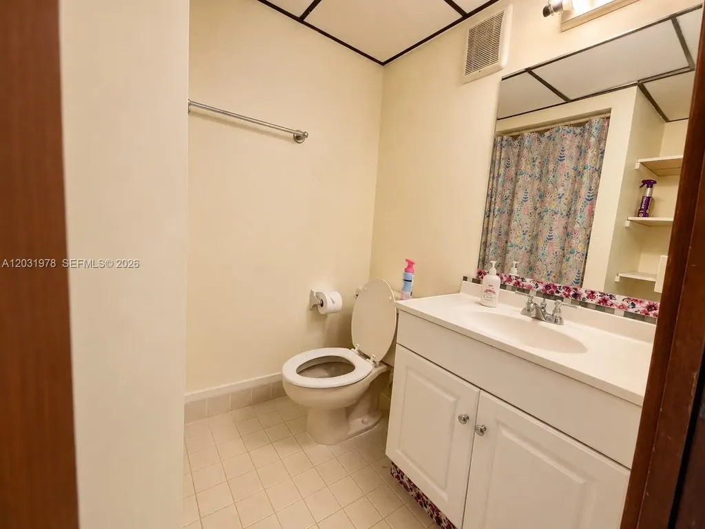 3719 Riverside Drive Coral Springs FL 33065