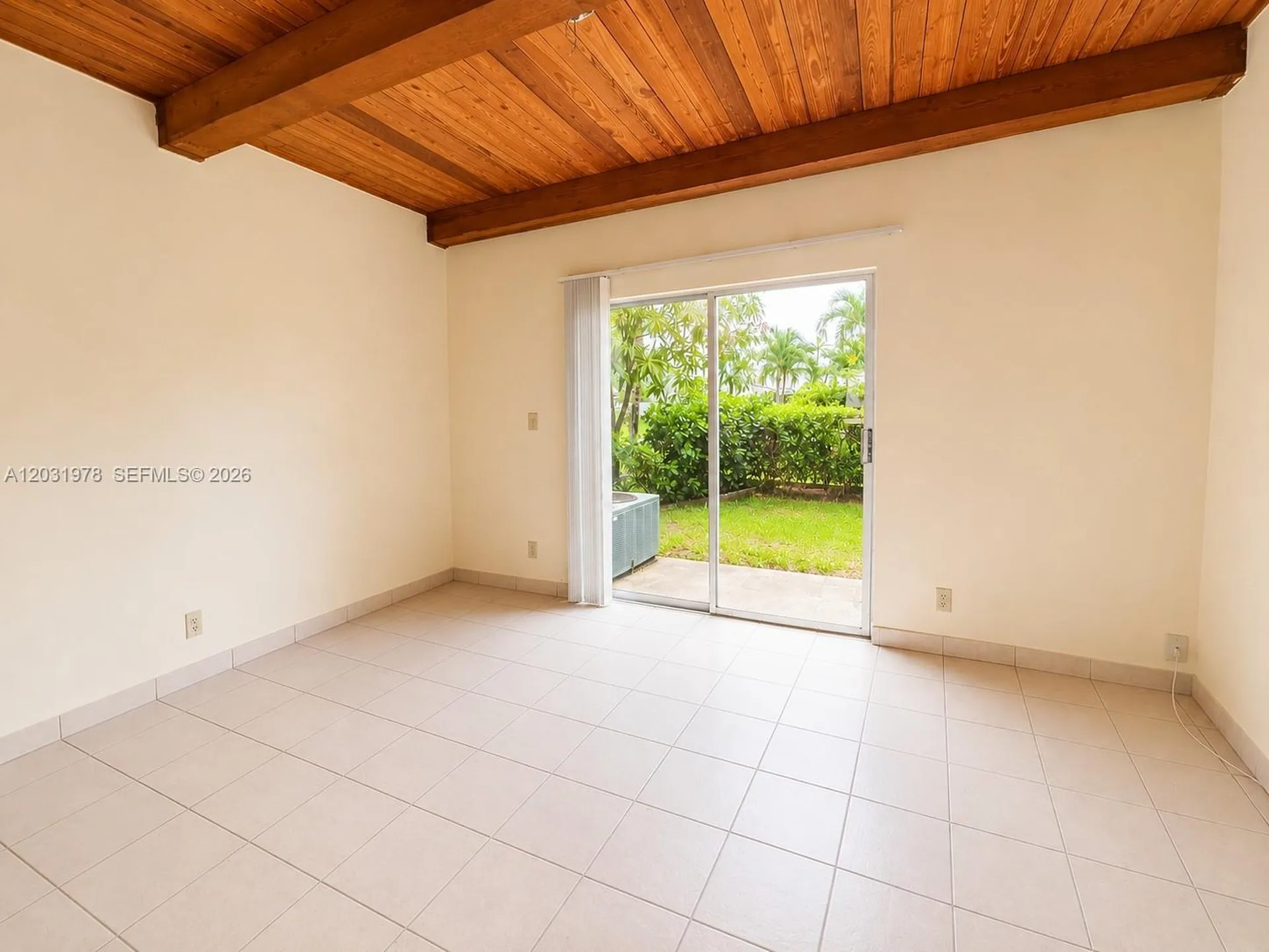 3719 Riverside Drive Coral Springs FL 33065
