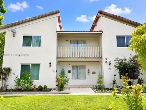 3719 Riverside Drive Coral Springs FL 33065