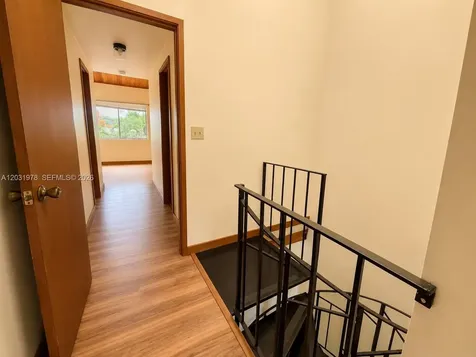 3719 Riverside Drive Coral Springs FL 33065