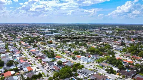 855 W 70th Place Hialeah FL 33014