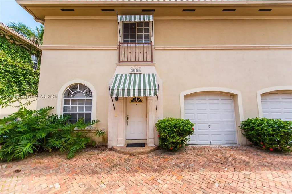 3229 Virginia Street Miami FL 33133
