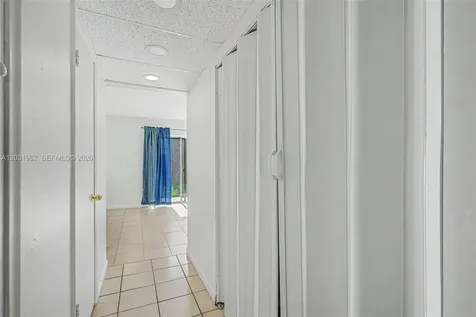 3764 SW 60th Terrace Davie FL 33314