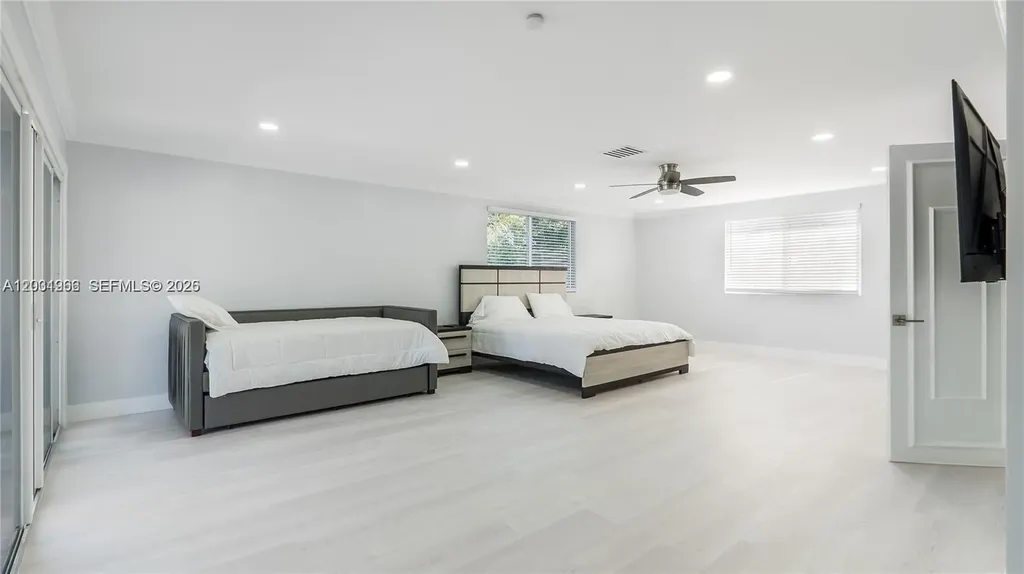 2445 SE 8th Street Pompano Beach FL 33062