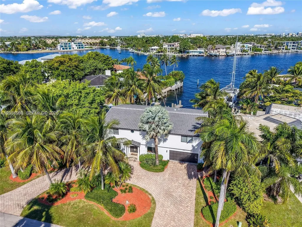 2445 SE 8th Street Pompano Beach FL 33062