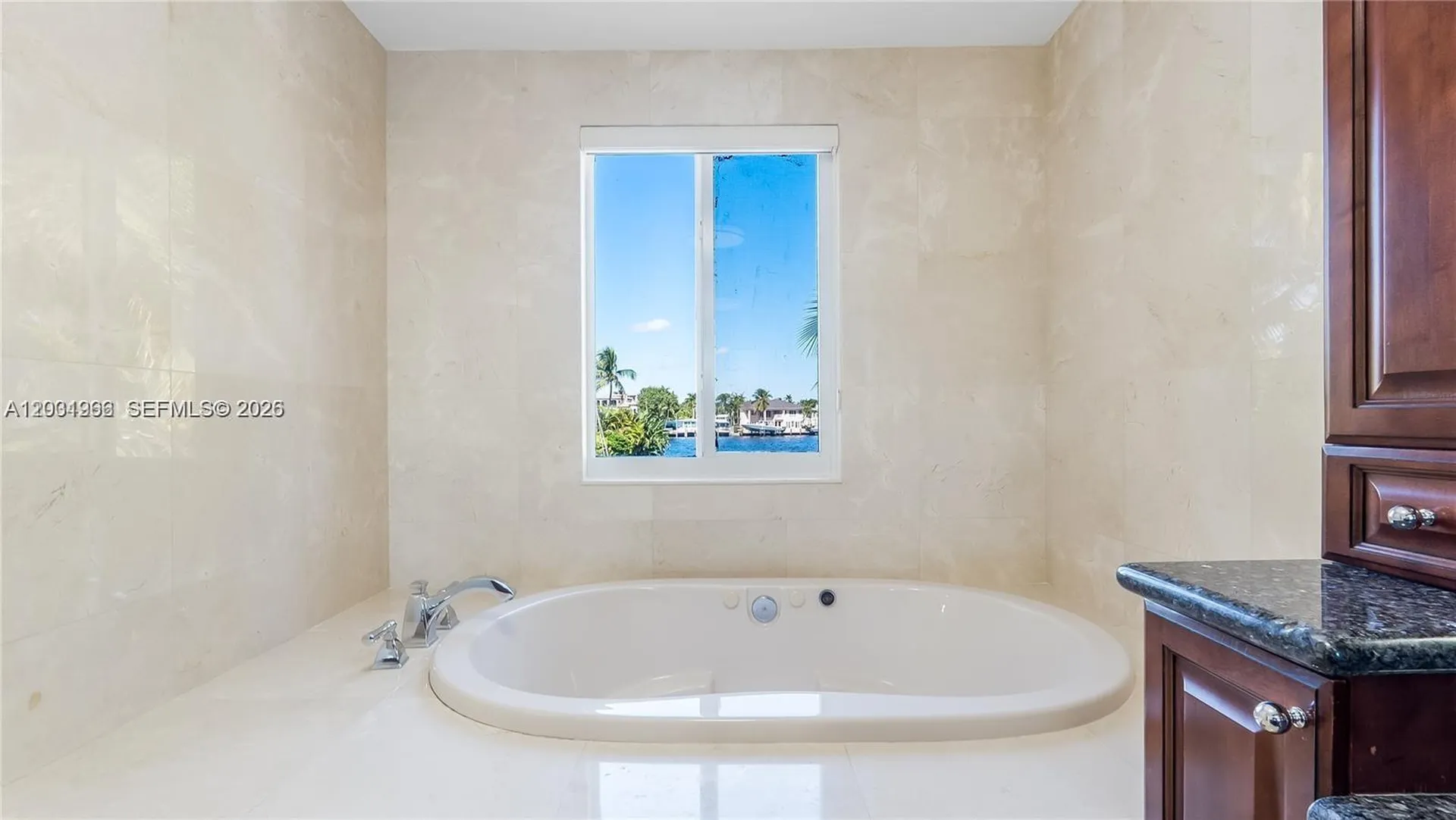 2445 SE 8th Street Pompano Beach FL 33062