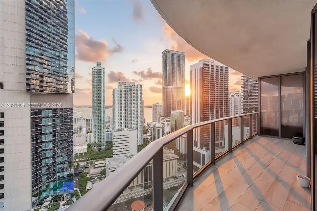 45 SW 9th Street Miami FL 33130