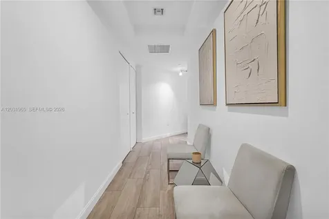 45 SW 9th Street Miami FL 33130
