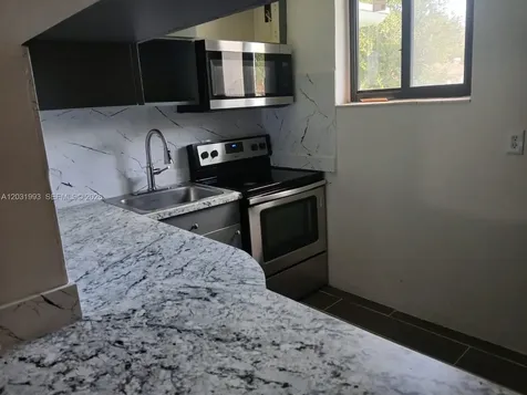 1400 NE 148th Street Miami FL 33161