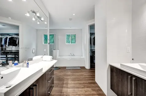 6340 SW 80th Street Miami FL 33143