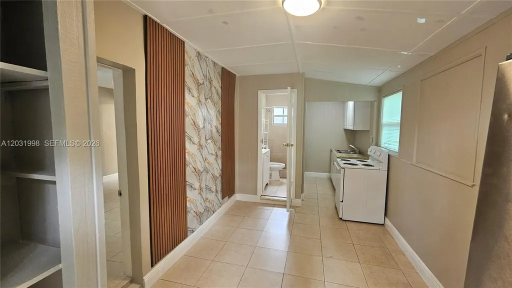 1840 Fern Road Fort Lauderdale FL 33317