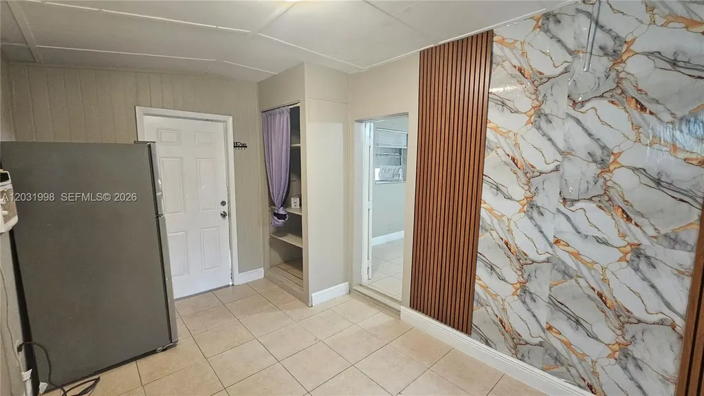 1840 Fern Road Fort Lauderdale FL 33317