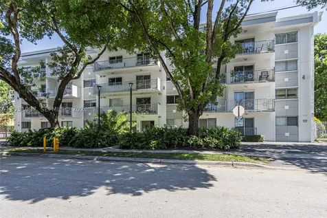 445 SW 11th Street Miami FL 33130