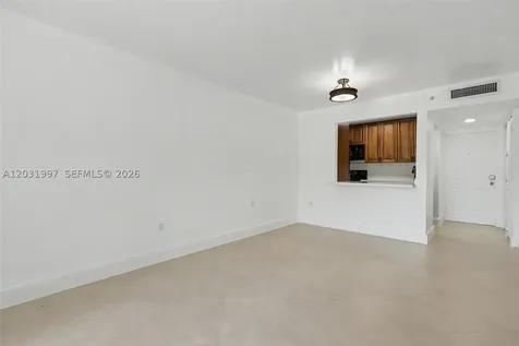 445 SW 11th Street Miami FL 33130