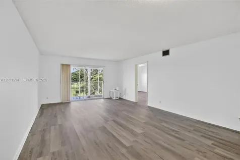 1200 SW 125th Avenue Pembroke Pines FL 33027