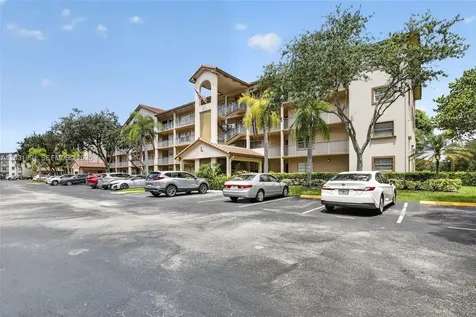 1200 SW 125th Avenue Pembroke Pines FL 33027