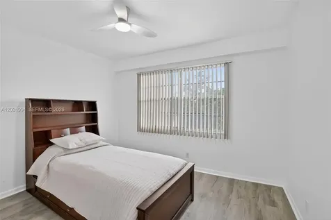1200 SW 125th Avenue Pembroke Pines FL 33027