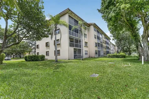 1200 SW 125th Avenue Pembroke Pines FL 33027