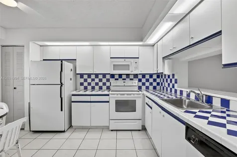1200 SW 125th Avenue Pembroke Pines FL 33027