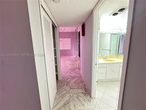18051 Biscayne Boulevard Aventura FL 33160