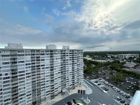 18051 Biscayne Boulevard Aventura FL 33160