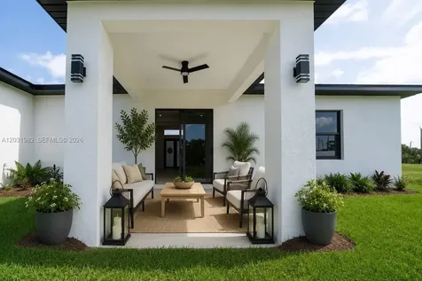 2622 22 Avenue SE Naples FL 34117