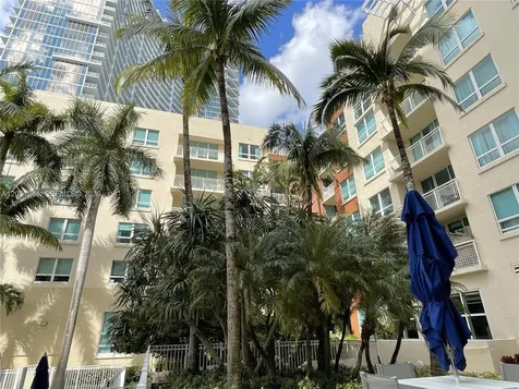 2000 N Bayshore Drive Miami FL 33137