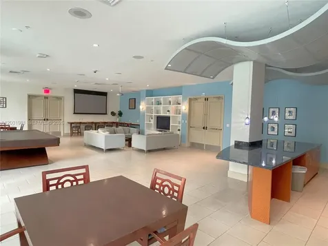 2000 N Bayshore Drive Miami FL 33137