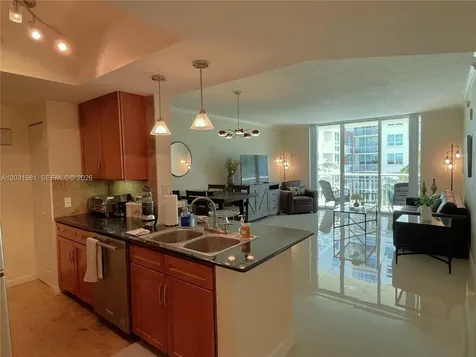 2000 N Bayshore Drive Miami FL 33137