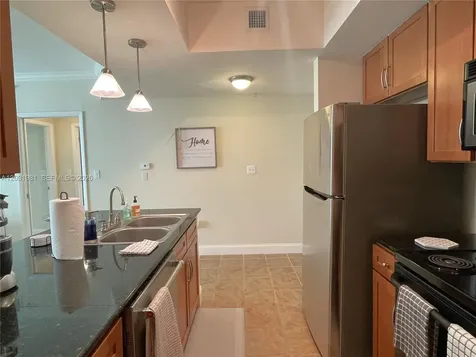 2000 N Bayshore Drive Miami FL 33137
