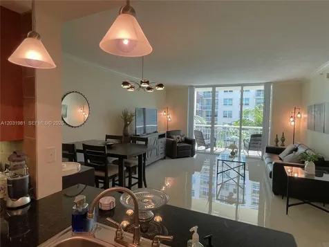 2000 N Bayshore Drive Miami FL 33137