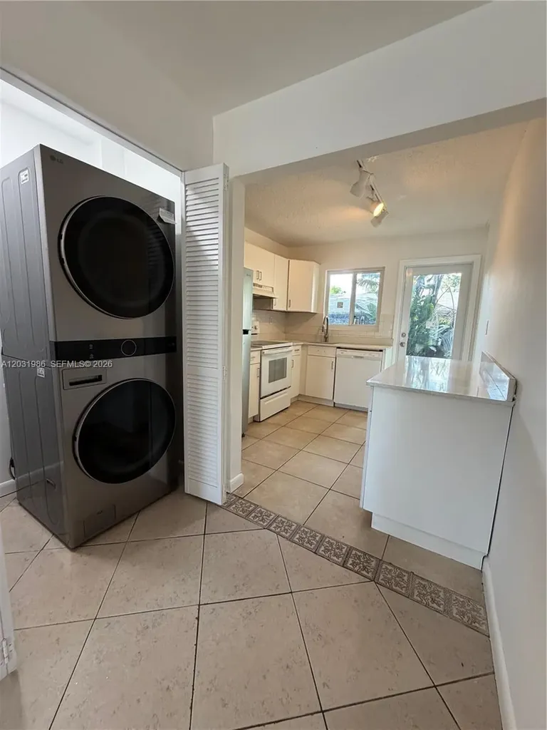 1831 SW 24th Street Fort Lauderdale FL 33315