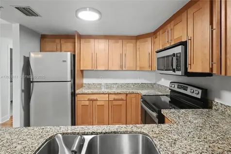 1250 S Miami Avenue Miami FL 33130