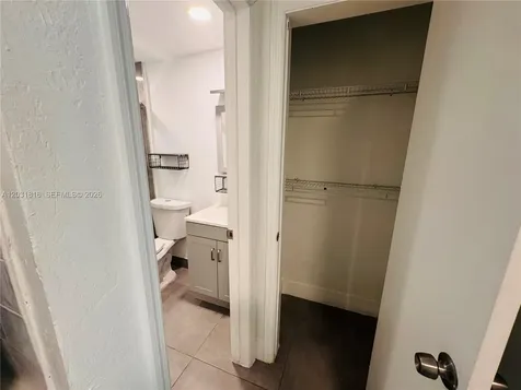 75 Washington Avenue Miami Beach FL 33139