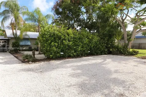 4225 SE Westfield Street Stuart FL 34997