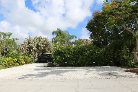 4225 SE Westfield Street Stuart FL 34997