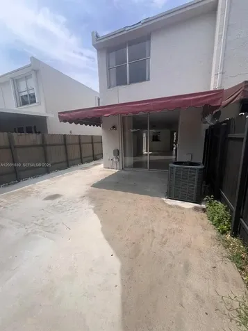 1074 W 38th Street Hialeah FL 33012