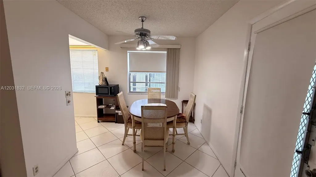 322 Piedmont G Delray Beach FL 33484