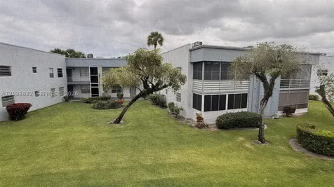 322 Piedmont G Delray Beach FL 33484