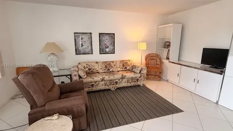 322 Piedmont G Delray Beach FL 33484