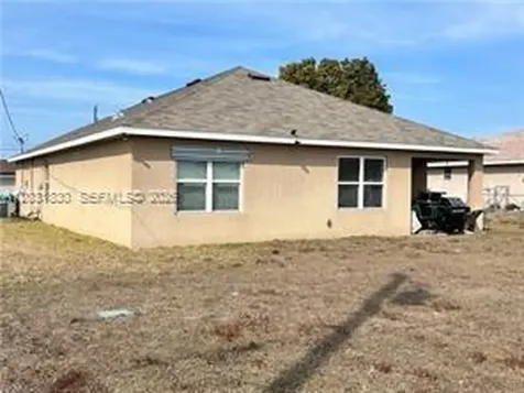 3815 SW 11th Place Cape Coral FL 33914