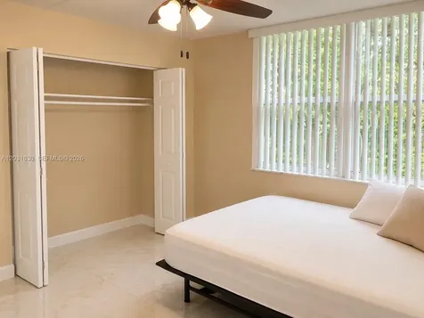 9420 Tangerine Place Davie FL 33324